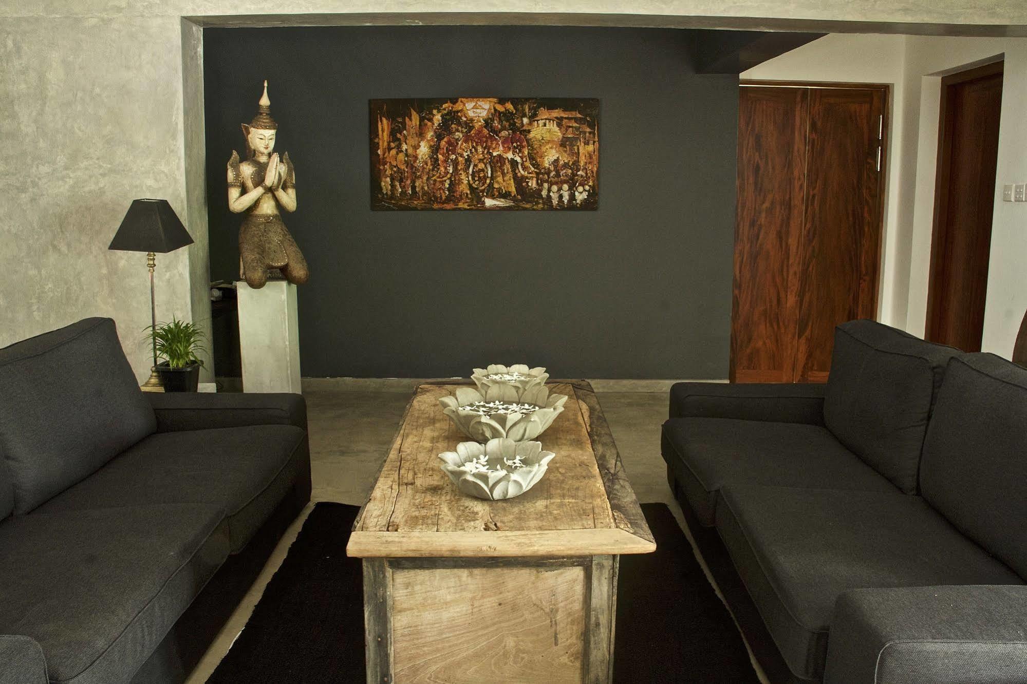 Nivasa Otel Kolombo Dış mekan fotoğraf
