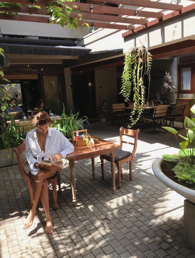 Nivasa Otel Kolombo Dış mekan fotoğraf