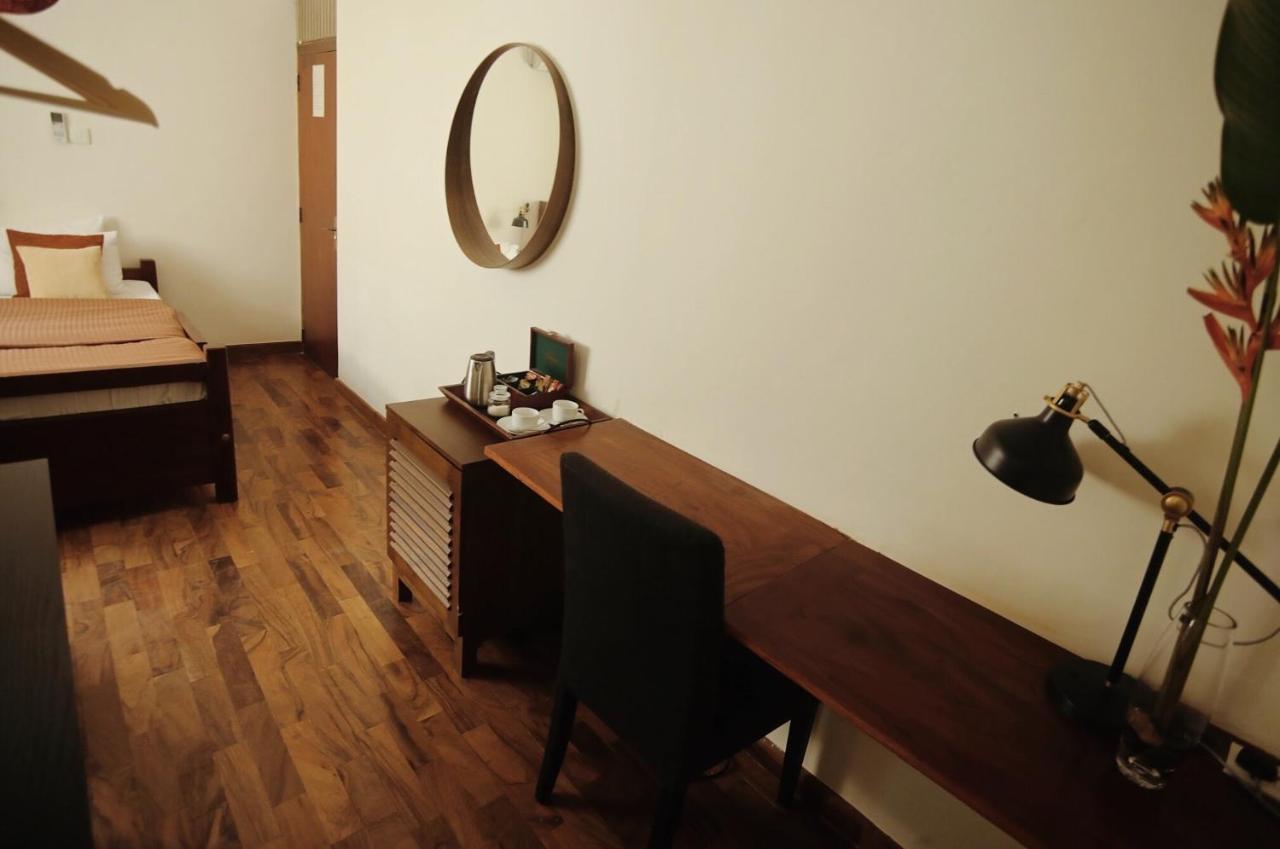 Nivasa Otel Kolombo Dış mekan fotoğraf
